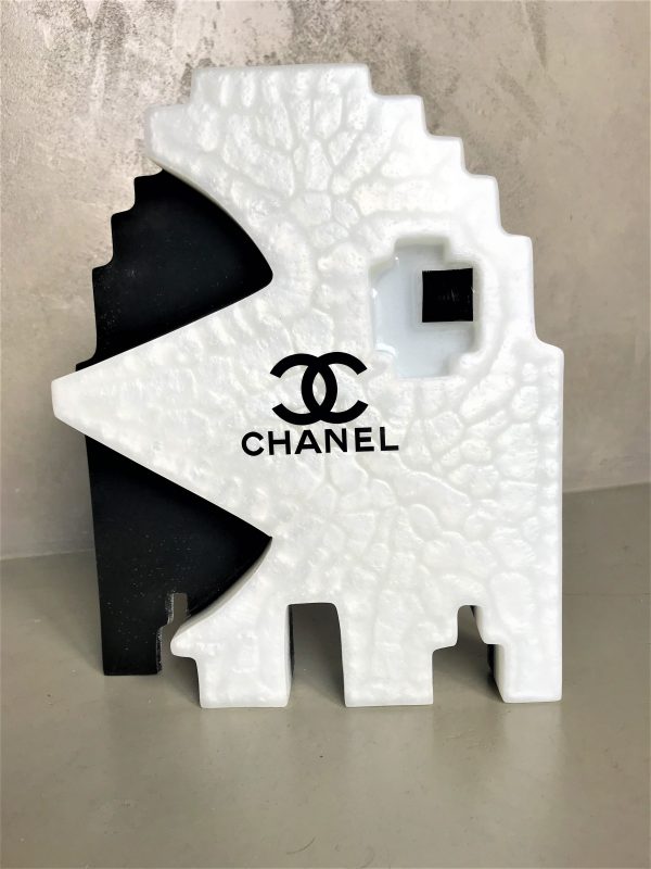 Luxury Ghost C. White