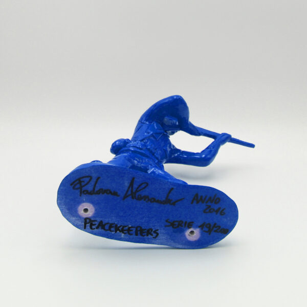 Peacekeepers Rifle Pop Color (Blue) - Image 5